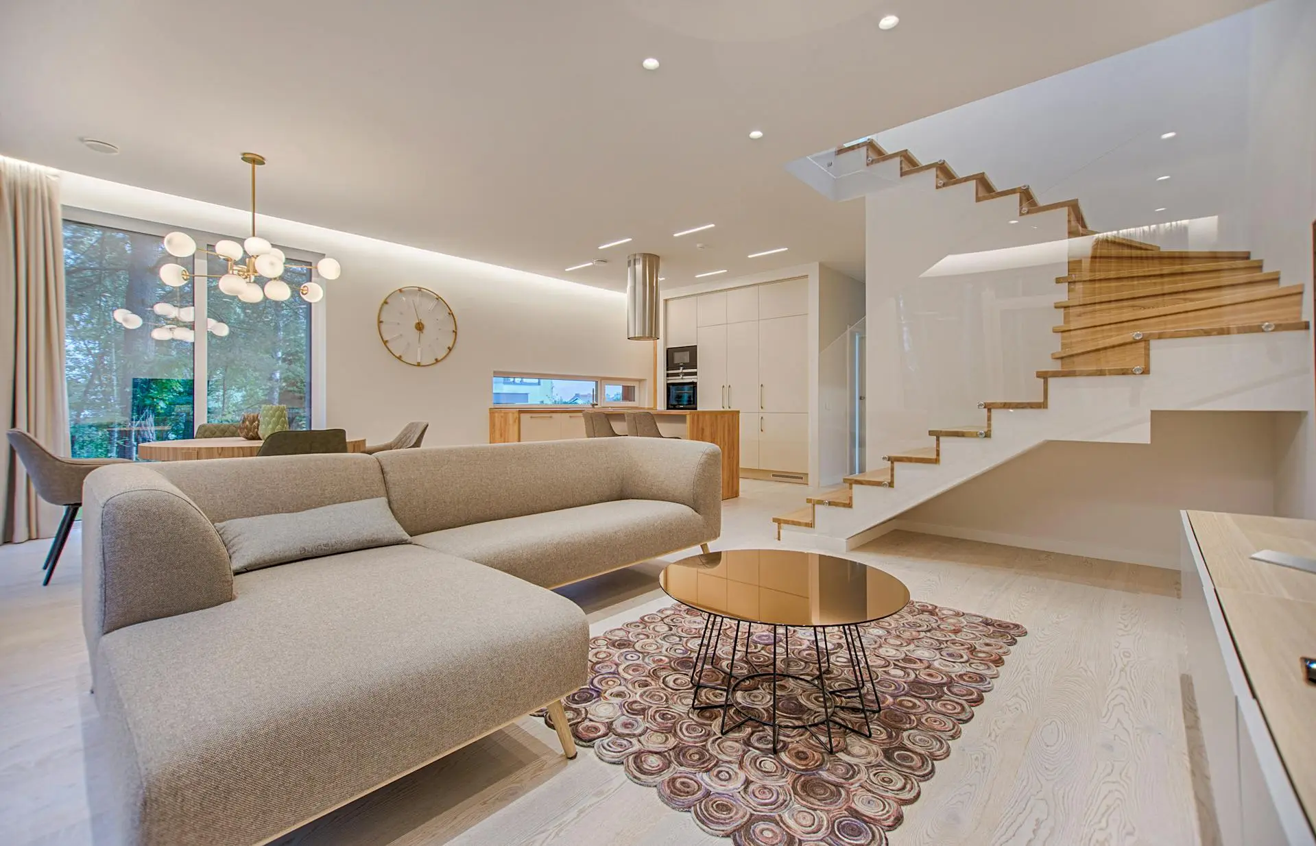 You don’t need a huge budget to make your listing look high-end—just smart staging and marketing.