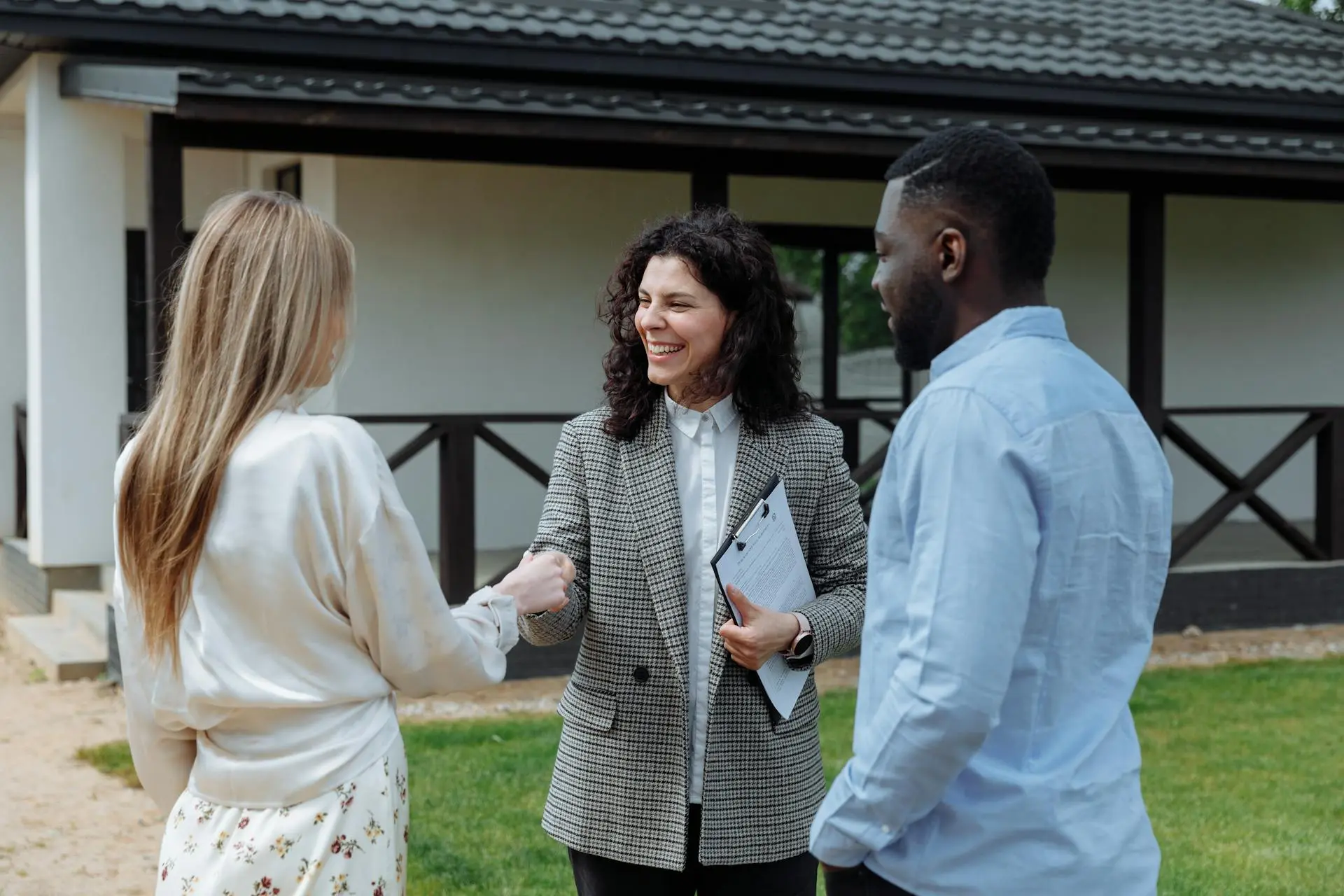 Your best future deals come from the people you’ve already helped—if you stay in touch.