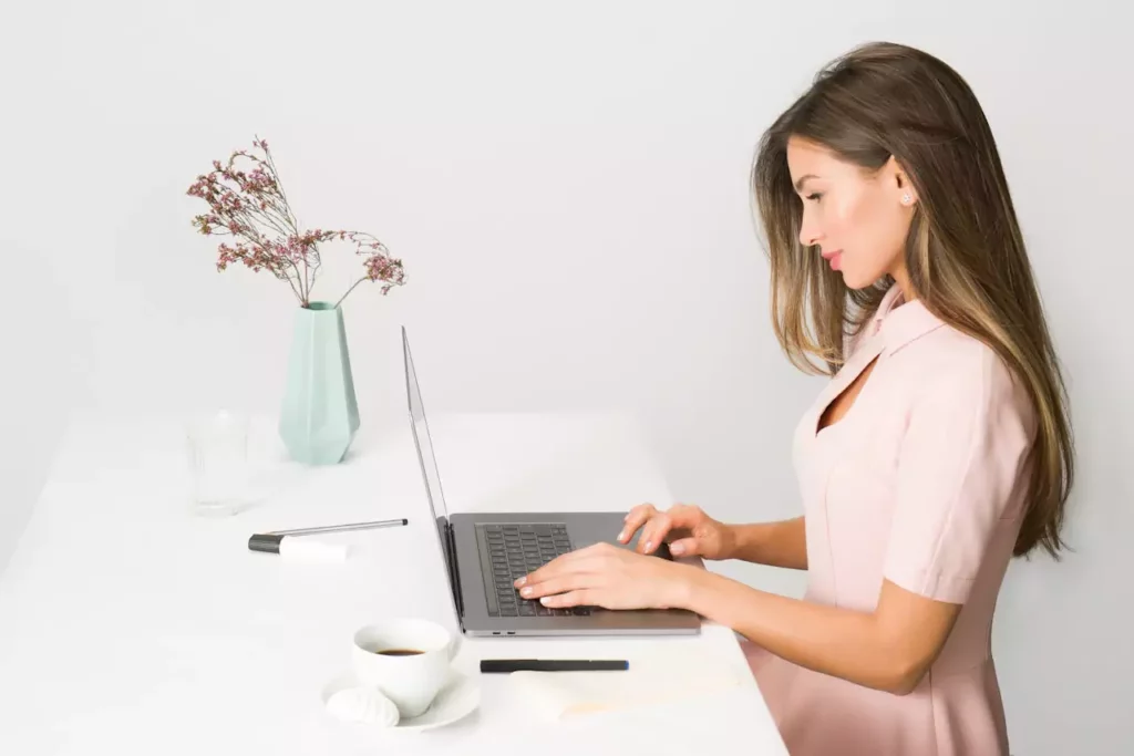 Your CRM should be more than a digital Rolodex—it should be your virtual assistant.