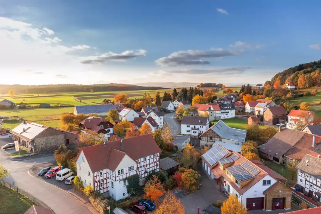 Use cozy, seasonal content to show the lifestyle—not just the listing.