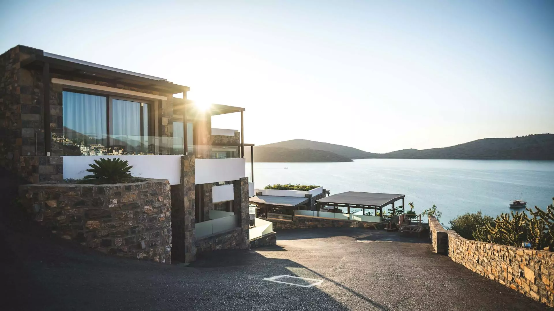 Some of the most exclusive homes sell with hush-hush marketing strategies.